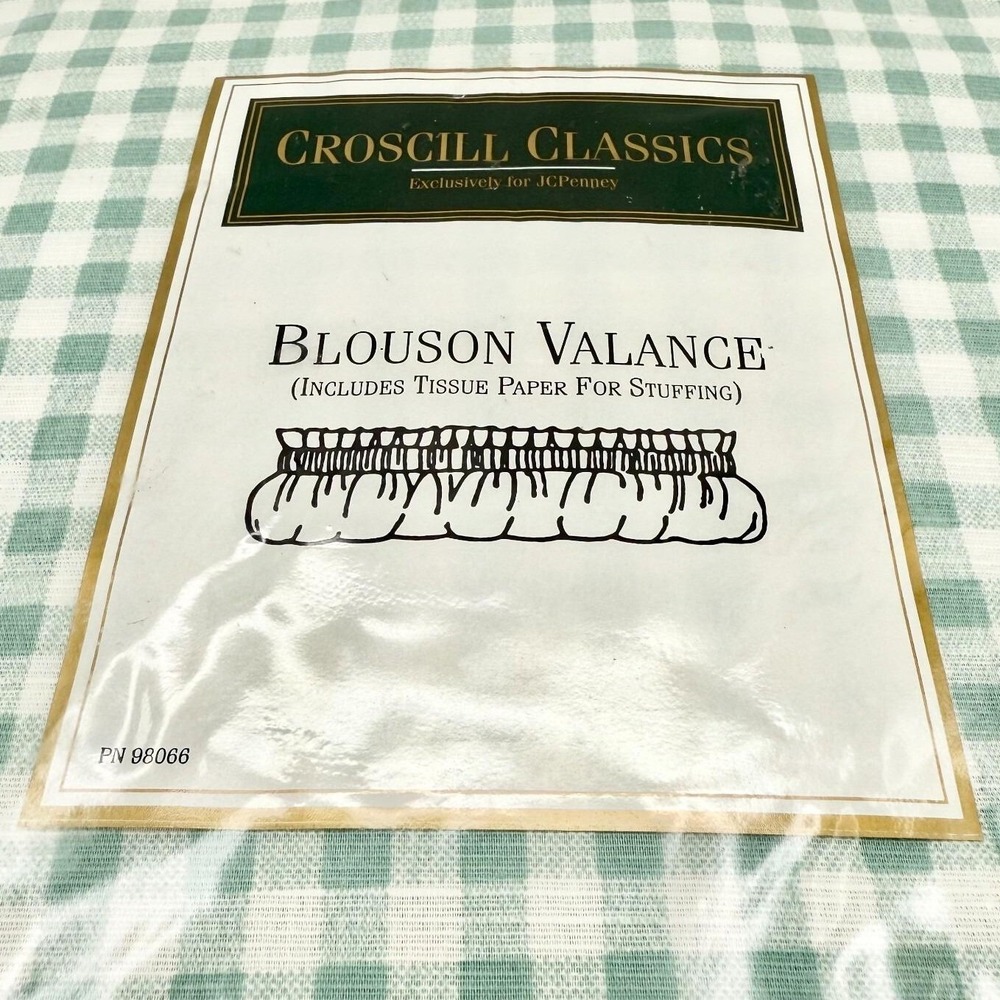 Croscill Classics Green Gingham Blouson Berkshire Valance 88x15 Country Cottage